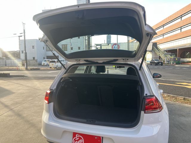 VOLKSWAGEN VOLKSWAGEN GOLF 2016