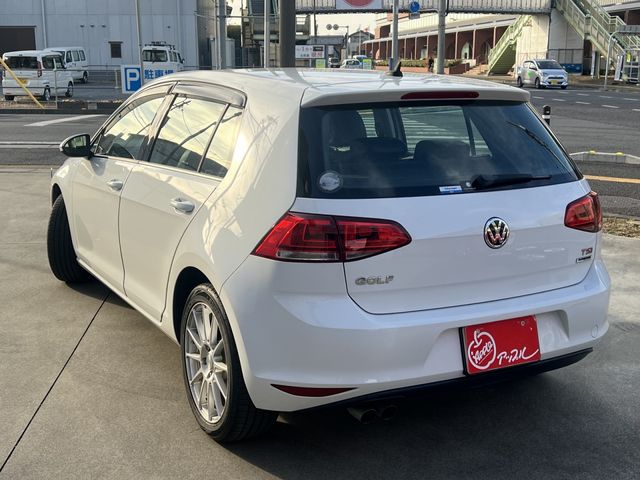 VOLKSWAGEN VOLKSWAGEN GOLF 2016