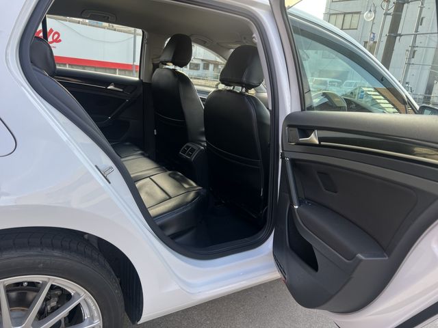 VOLKSWAGEN VOLKSWAGEN GOLF 2016