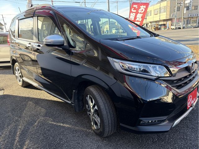 HONDA FREED plus HYBRID 4WD 2022