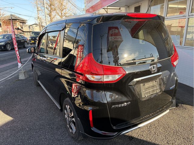 HONDA FREED plus HYBRID 4WD 2022