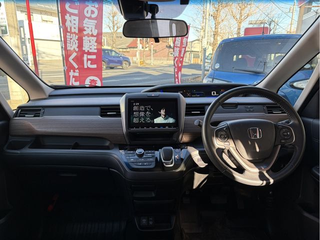 HONDA FREED plus HYBRID 4WD 2022