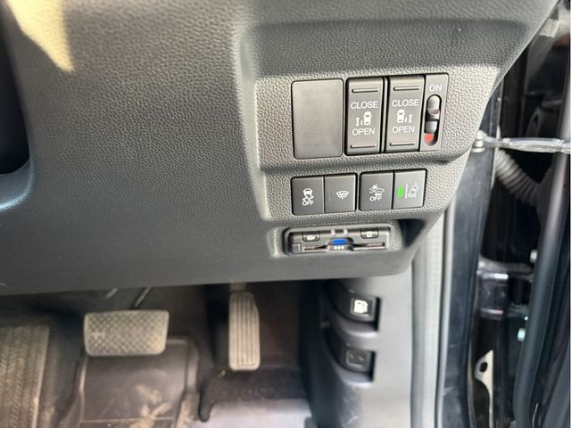 HONDA FREED plus HYBRID 4WD 2022