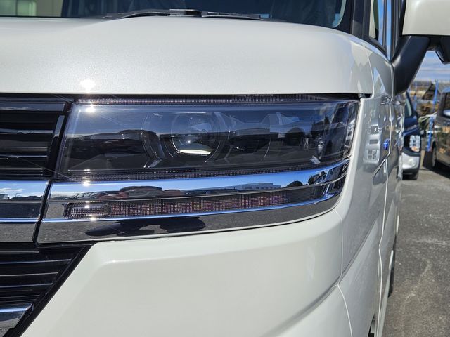 SUZUKI Spacia custom 2025