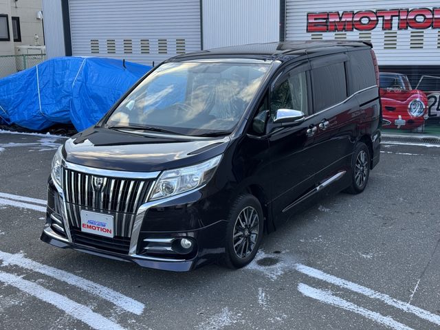 TOYOTA ESQUIRE 4WD 2015