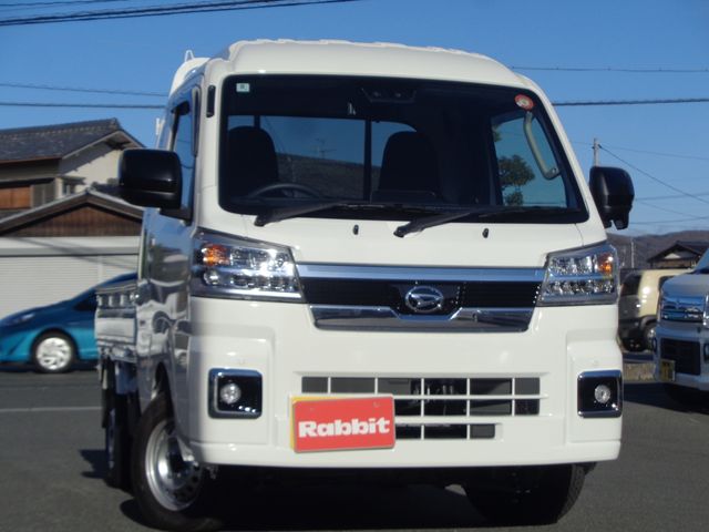 DAIHATSU HIJET truck 4WD 2025