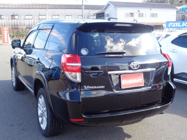 TOYOTA VANGUARD 2WD 2011