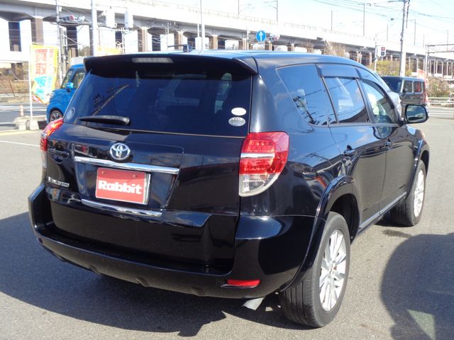 TOYOTA VANGUARD 2WD 2011