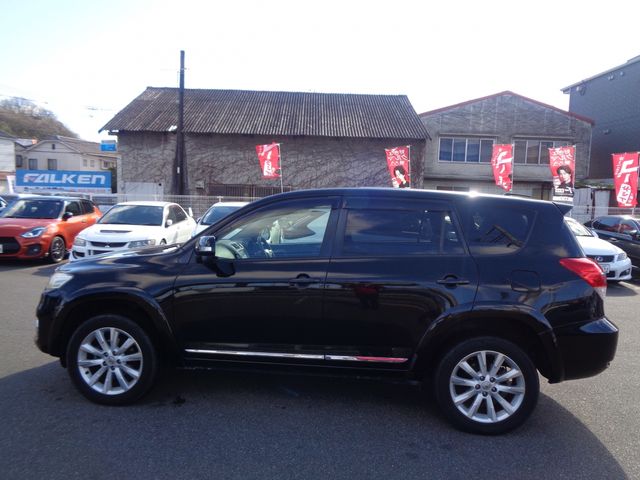 TOYOTA VANGUARD 2WD 2011