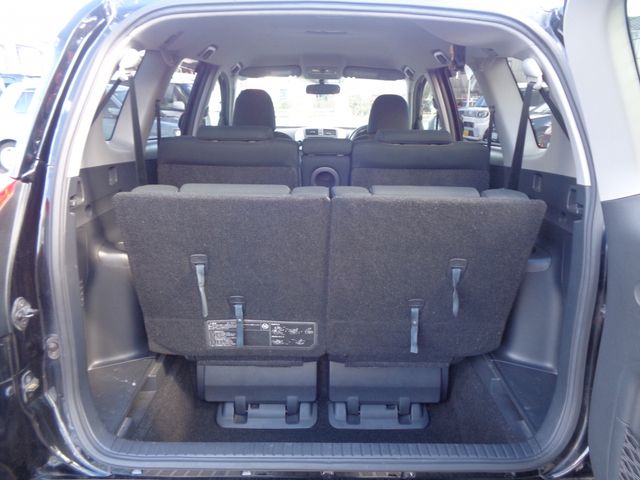 TOYOTA VANGUARD 2WD 2011