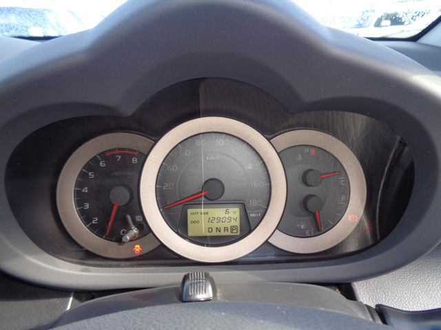 TOYOTA VANGUARD 2WD 2011