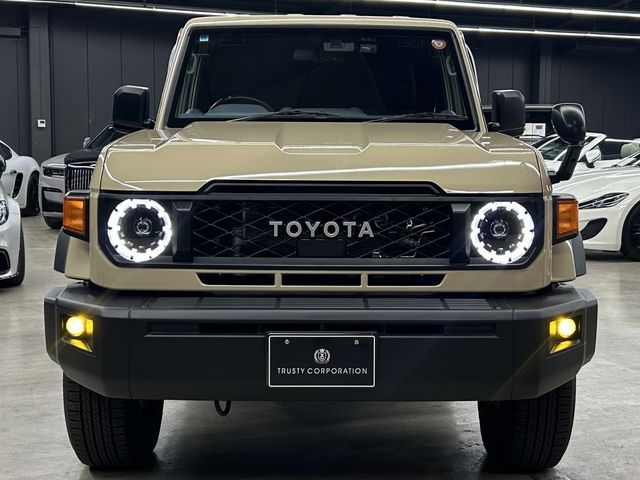 TOYOTA LANDCRUISER 70 2024