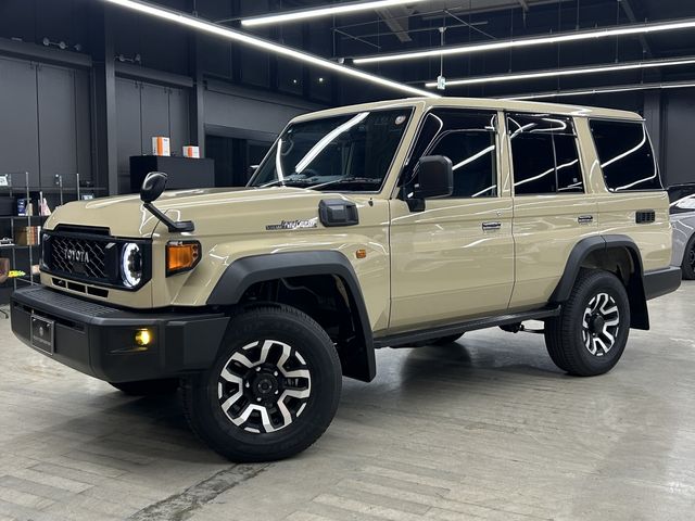 TOYOTA LANDCRUISER 70 2024