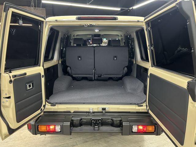 TOYOTA LANDCRUISER 70 2024