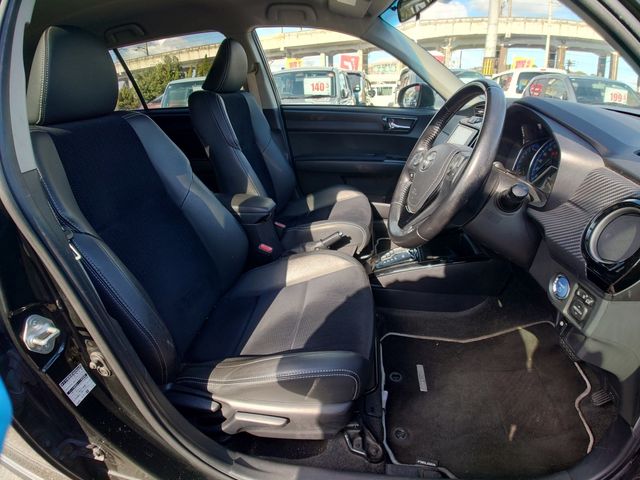 TOYOTA COROLLA FIELDER HYBRID 2013