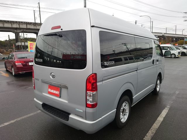 TOYOTA HIACE van 2WD 2017