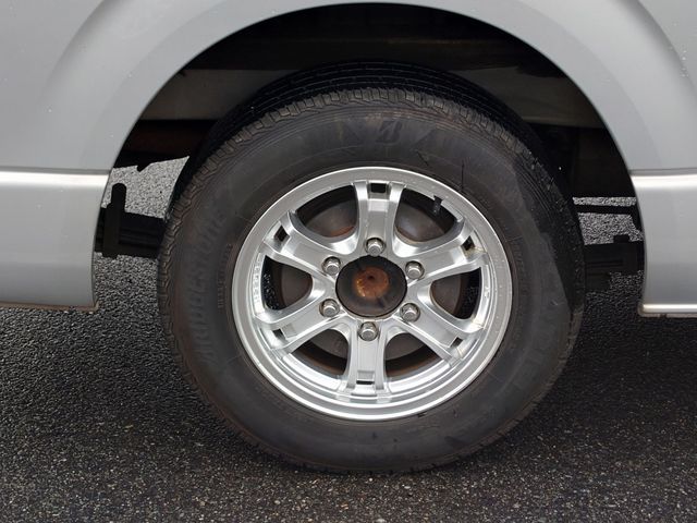 TOYOTA HIACE van 2WD 2017