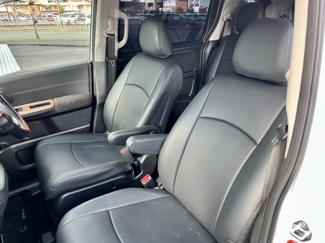 HONDA FREED 4WD 2024