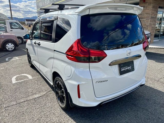 HONDA FREED 4WD 2024