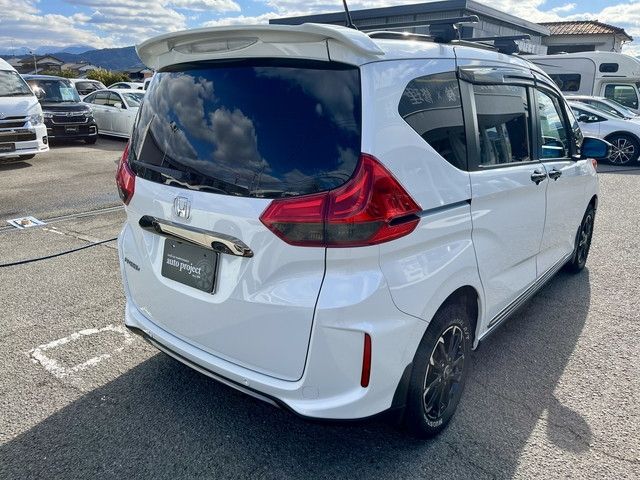 HONDA FREED 4WD 2024