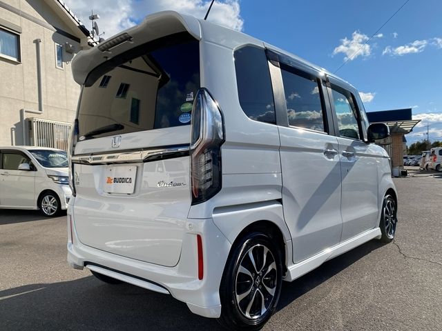 HONDA N BOX CUSTOM 2018