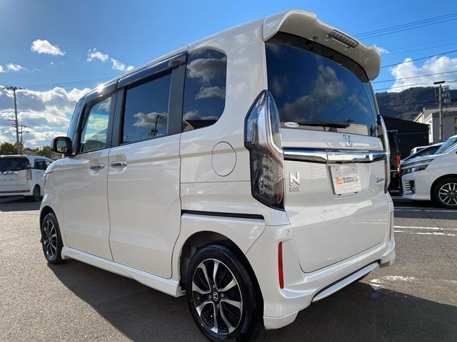 HONDA N BOX CUSTOM 2018