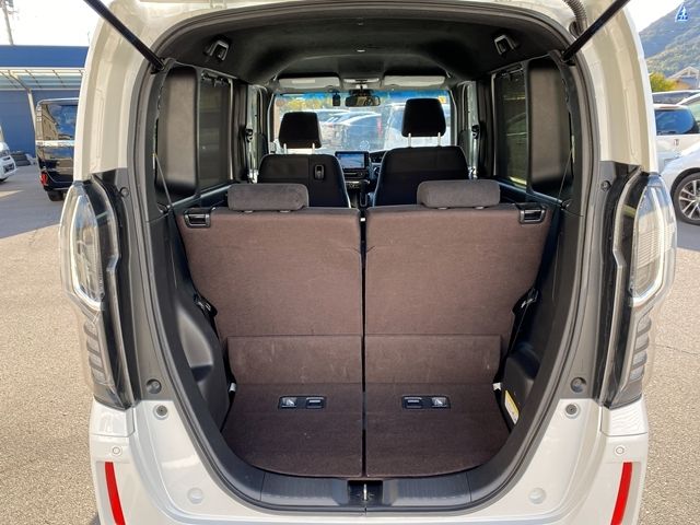 HONDA N BOX CUSTOM 2018