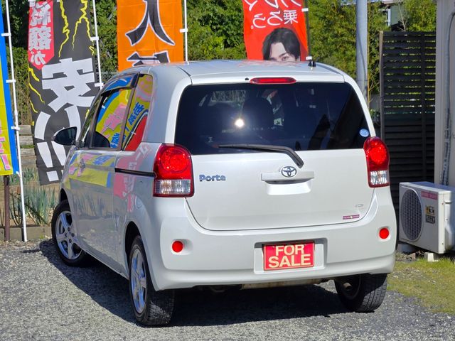 TOYOTA PORTE 4WD 2015