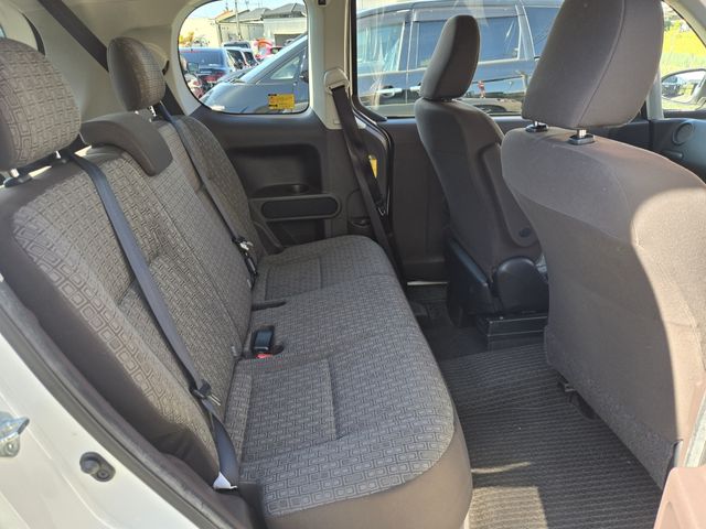 TOYOTA PORTE 4WD 2015