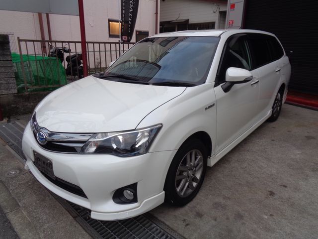 TOYOTA COROLLA FIELDER HYBRID 2014