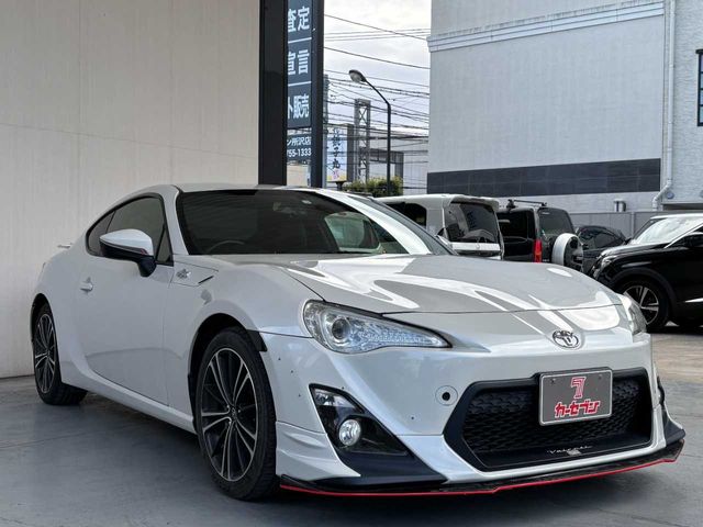 TOYOTA 86 2012