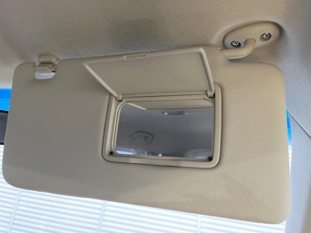 HONDA ZEST SPARK 2012