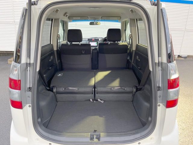 HONDA ZEST SPARK 2012