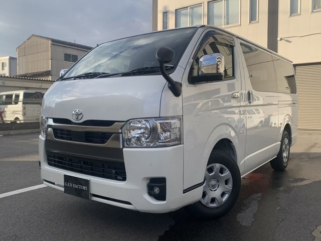 TOYOTA HIACE van 2WD 2025