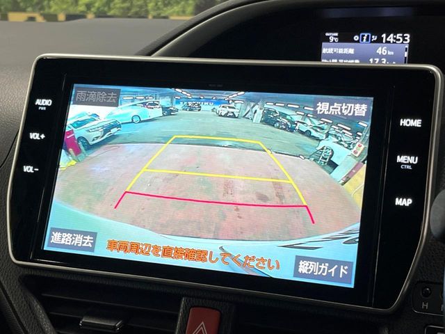 TOYOTA VOXY HYBRID 2018