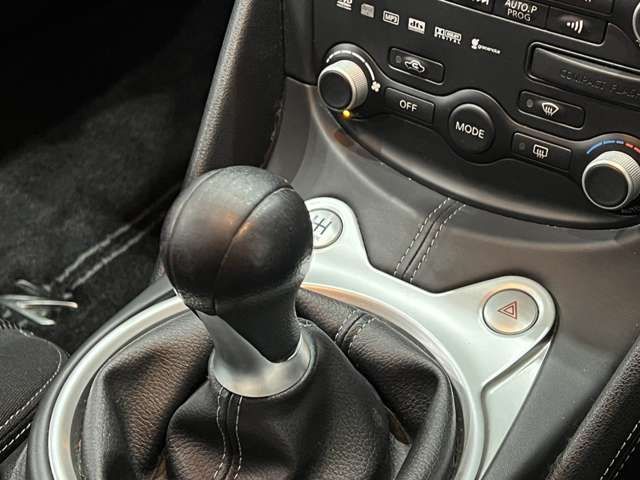 NISSAN FAIRLADY Z 2009