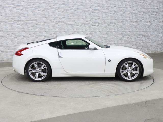 NISSAN FAIRLADY Z 2009