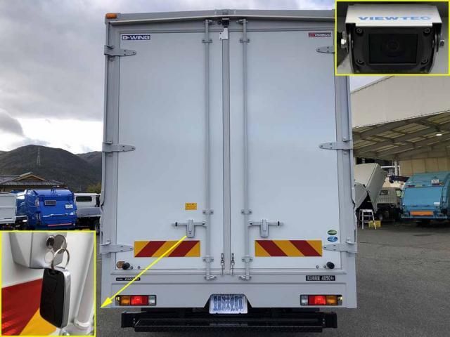 MITSUBISHI CANTER 2024