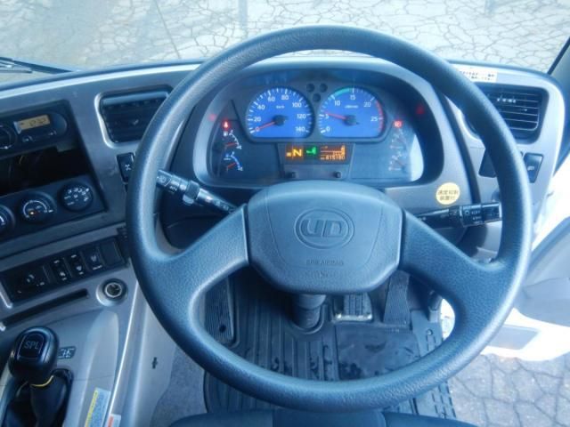 NISSAN DIESEL Quon 2017