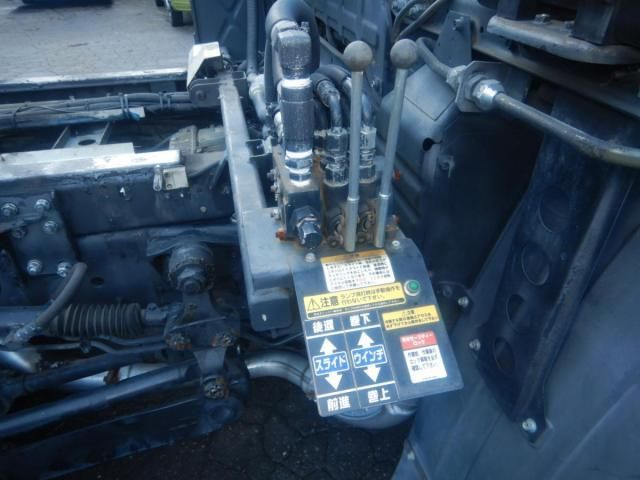 NISSAN DIESEL Quon 2017