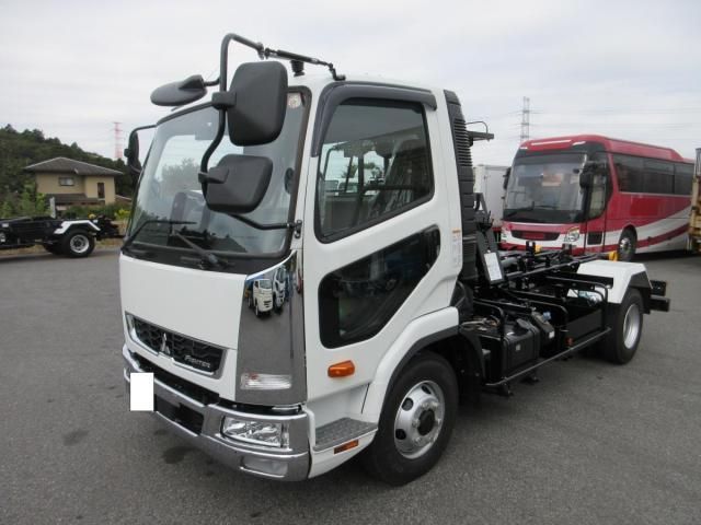 MITSUBISHI FUSOU FIGHTER 2025