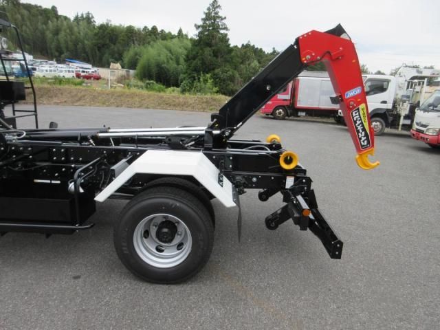 MITSUBISHI FUSOU FIGHTER 2025