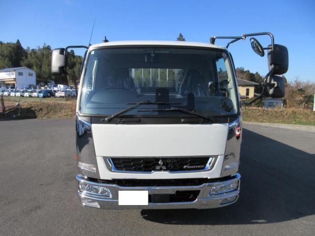 MITSUBISHI FUSOU FIGHTER 2025