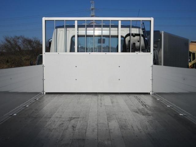 MITSUBISHI FUSOU FIGHTER 2025