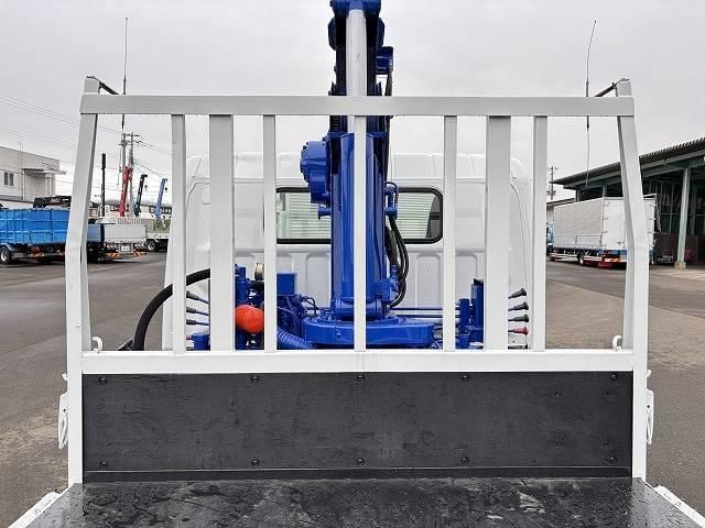 MITSUBISHI CANTER 2005