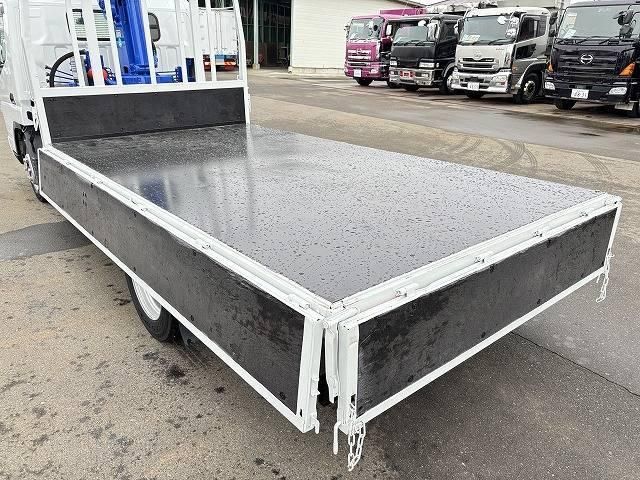 MITSUBISHI CANTER 2005