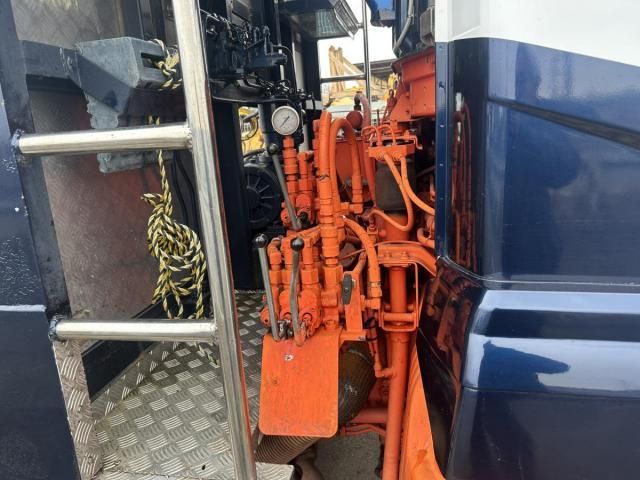 MITSUBISHI FUSOU SUPER GREAT 2002