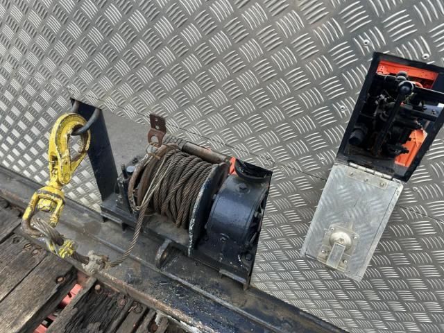 MITSUBISHI FUSOU SUPER GREAT 2002