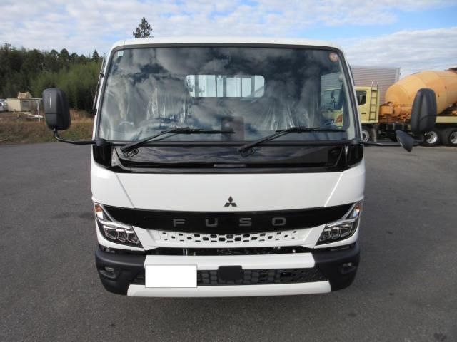 MITSUBISHI CANTER 2025