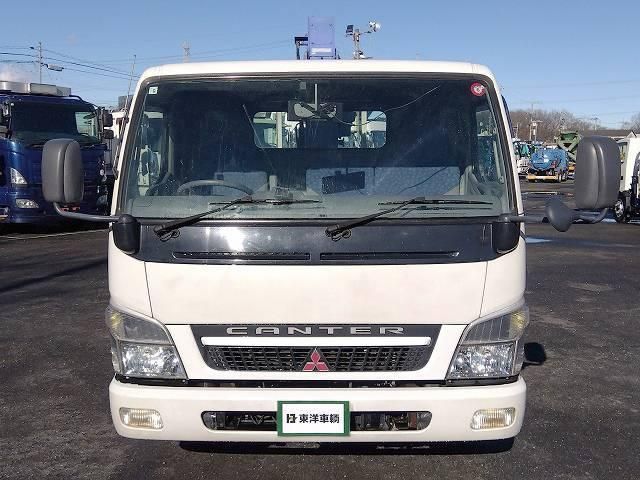 MITSUBISHI CANTER 2003
